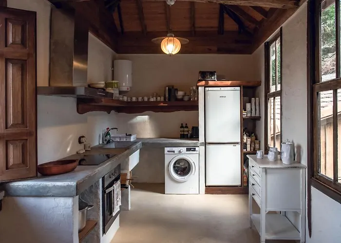 Houmi As Bouzas Ferienhaus Castrelo de Mino